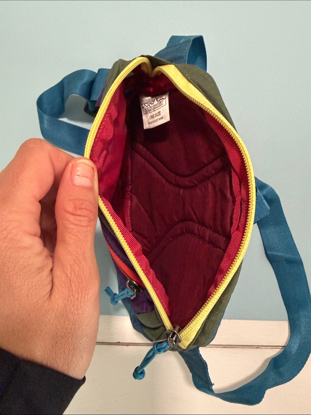 Patagonia Ultralight 1L Colorblock Waist Pack Excellent Condition Retired - Picture 3 of 9